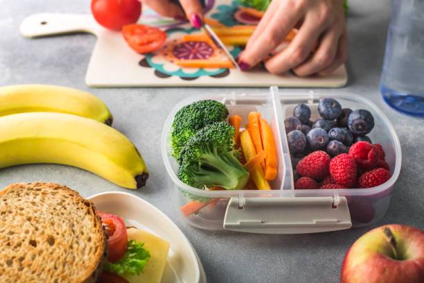 alimentacion-a-partir-del-primer-ano-de-vida-la-importancia-de-fomentar-habitos-alimenticios-saludables-desde-la-infancia- imagen de artículo
